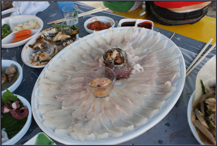 경주 감포 참가자미 회+ 이시가리 경주 감포 참가자미 회+ 이시가리