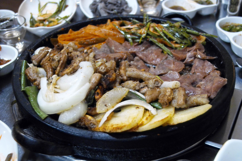 황소돌곱창구이 이미지