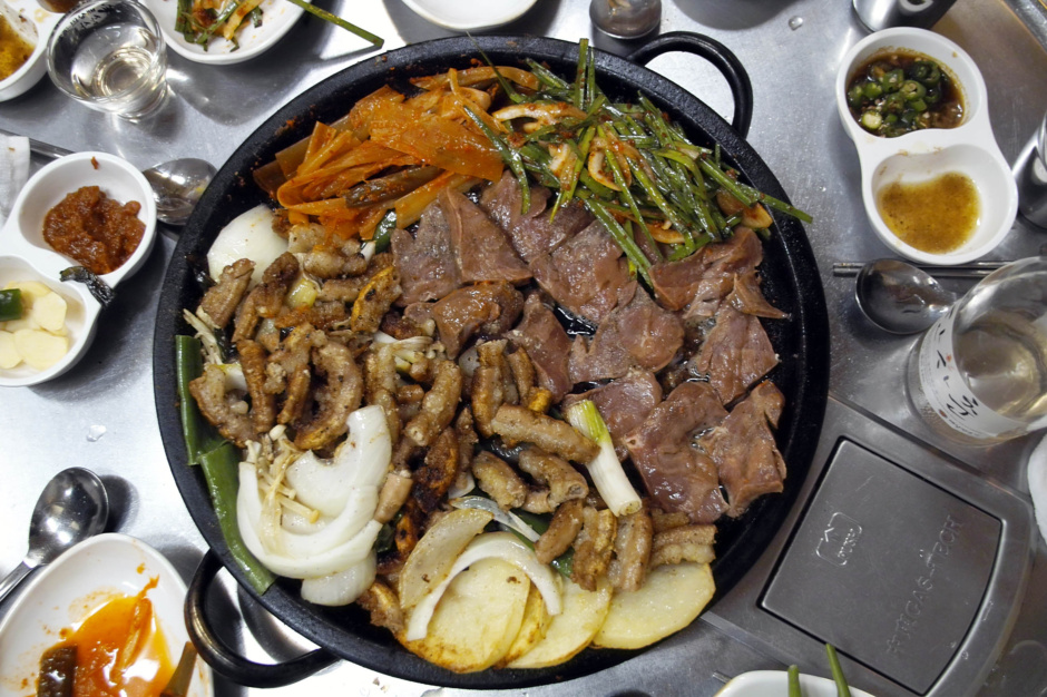 황소돌곱창구이 이미지