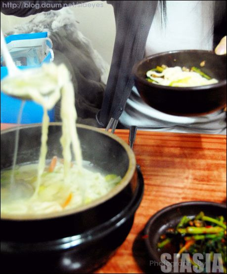 항아리손칼국수 이미지
